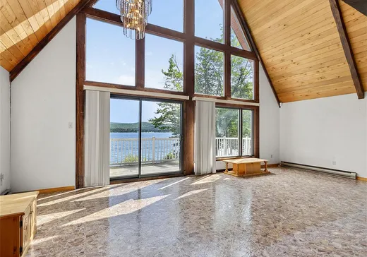 Maison à vendre - 1296 Route 141, Saint-Herménégilde, J0B 2W0