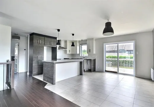 House for sale - 615 Rue du Sauvignon, Drummondville, J2B 0Y7