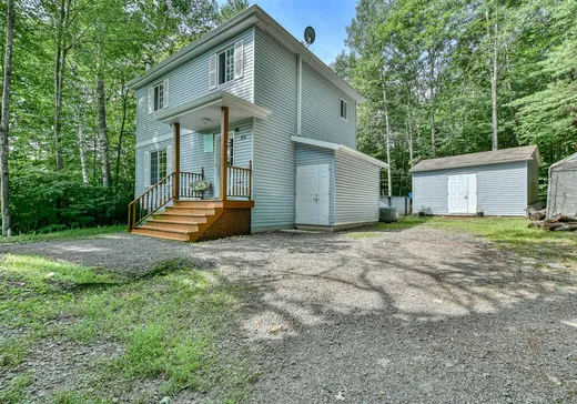 Maison à étages à vendre - 40 Rue Langlois, St-Hippolyte, J8A1C9