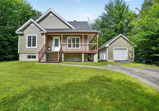 Bungalow for sale - 565 Rue du Bouton-d'Or, Sainte-Sophie, J5J1T5
