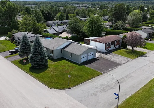 House for sale - 131 Rue des Rossignols, Sherbrooke, J1R 0M9