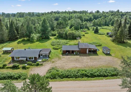 Two or more stories for sale - 7061 Rg St-Joseph, Saint-Zenon, J0K3N0