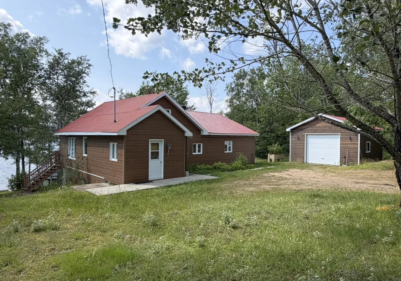 161 Rue Lac-La Tuque — photo 2