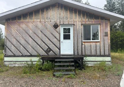 Two or more stories for sale - 924 Rg Cyr, Senneterre, J0Y2M0
