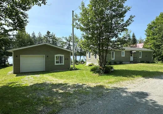 Bungalow à vendre - 150 Ch. des Huards, Weedon, J0B3J0