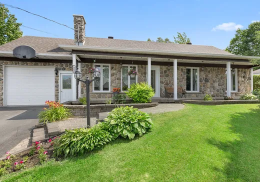 Maison à vendre - 402 Av. du Versant, Sainte-Marie, G6E 2Y9