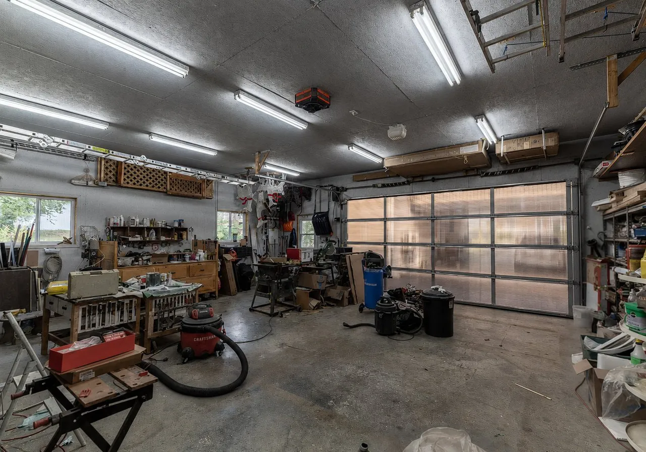 422 Av. Laliberté — photo 3