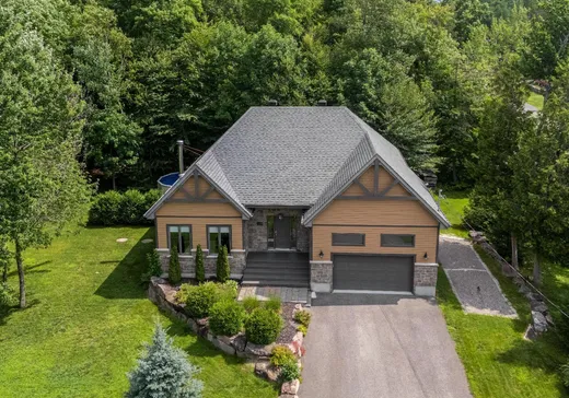 Maison à étages à vendre - 139 Rue de l'Oiselet, Saint-Colomban, J5K0C1