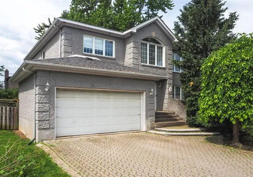 Maison à étages à vendre - 34 Rue Alouette, Montréal (Saint-Laurent), H9A3H4