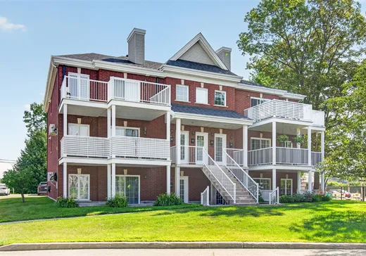 Condo for sale - 623 Rue des Bosquets, Sainte-Marthe-sur-le-Lac, J0N 1P0