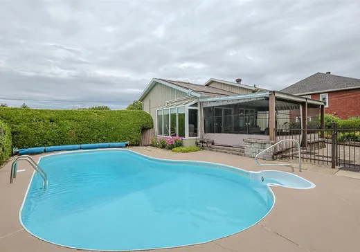 House for sale - 19 Rue Turcotte, Warwick, J0A 1M0