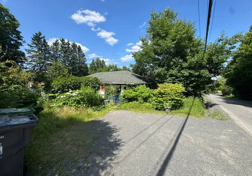 Maison à vendre - 1053 Côte St-Gabriel O., Saint-Sauveur, J0R 1R1