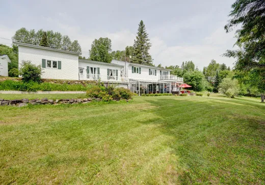 Maison à vendre - 460A-460B Ch. Claire, Saint-Michel-des-Saints, J0K 3B0