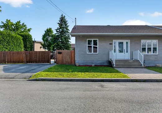 Two or more stories for sale - 13709 Rue Ste-Luce, Mirabel, J7J1L1