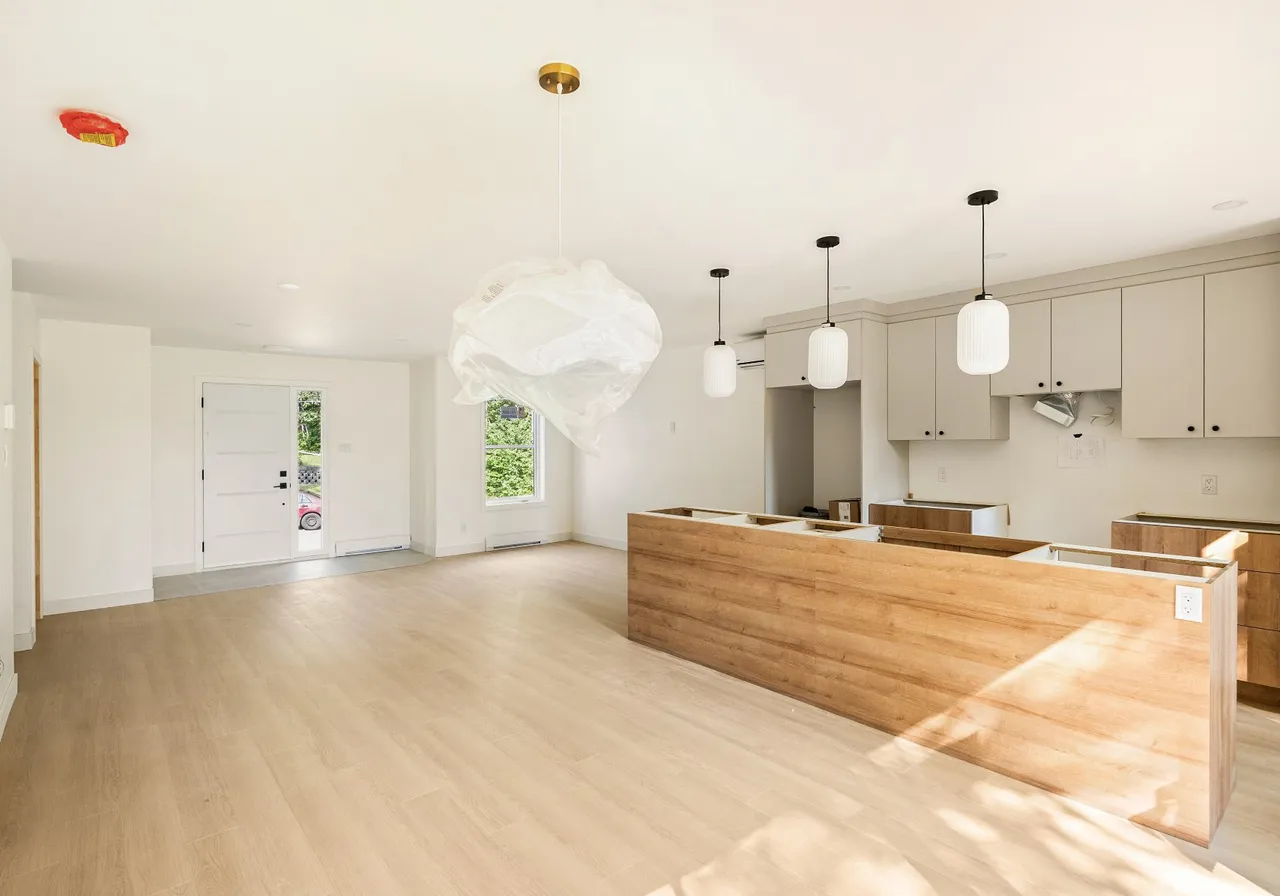 721 Rue de la Colline — photo 3