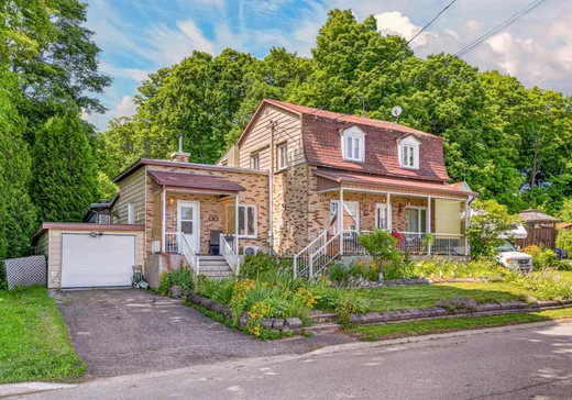 Bungalow for sale - 295 Rue Principale, Saint-Thuribe, G0A4H0