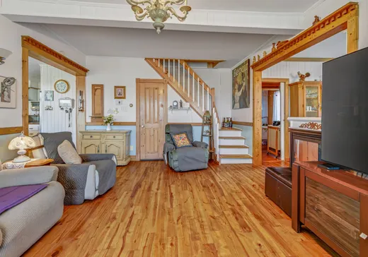 House for sale - 295 Rue Principale, Saint-Thuribe, G0A 4H0