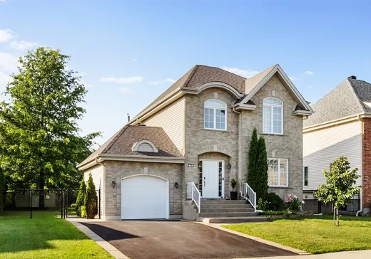 Maison à étages à vendre - 465 Boul. de l'Île, Pincourt, J7W0C6