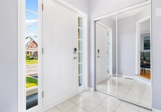 Maison à vendre - 465 Boul. de l'Île, Pincourt, J7W 0C6