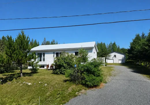 Bungalow à vendre - 4727 Av. Larivière, Rouyn-Noranda, J9Y0G7