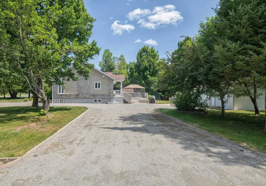 House for sale - 102 Rue des Bouleaux, Val-d'Or, J9P 0C3