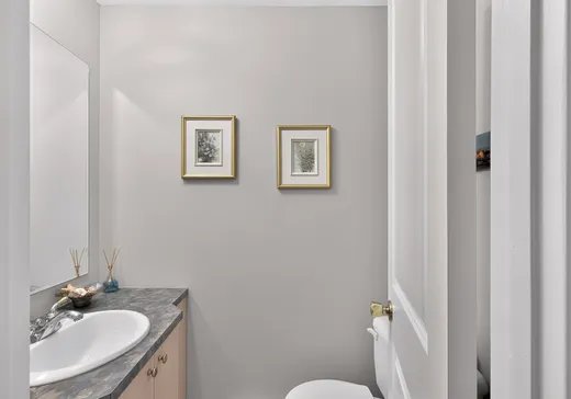 Maison à vendre - 337 Rue de Bollène, Laval (Laval-des-Rapides), H7N 5L5
