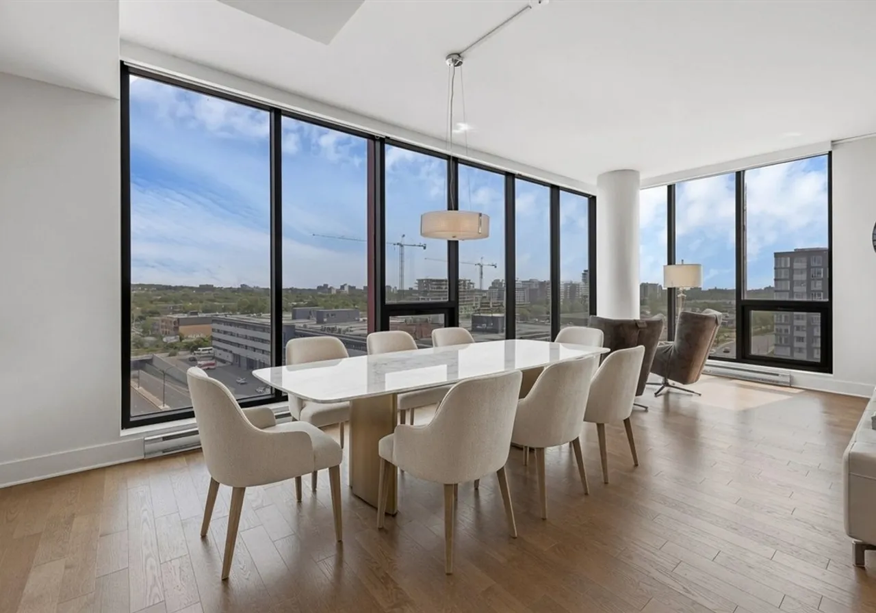 4293 Rue Jean-Talon O., App. PH1003 — photo 2