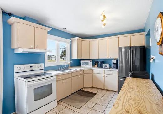 House for sale - 720 Route 143 S., Windsor, J1S 0G6