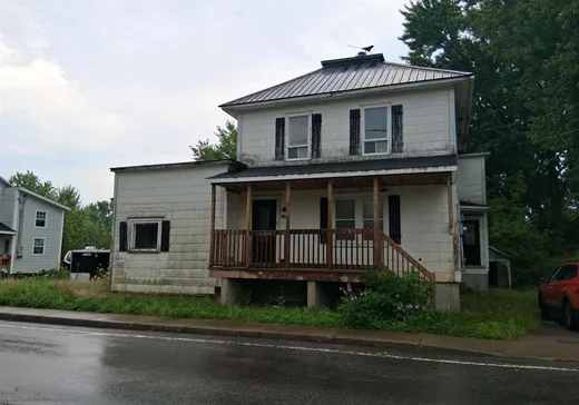 Two or more stories for sale - 1110 Rue Principale, Ste-Genevieve-De-Batiscan, G0X3A0