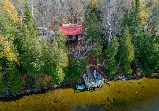 Bungalow for sale - 4387 Ch. des Pionniers, Mont-Laurier, J9L3G4