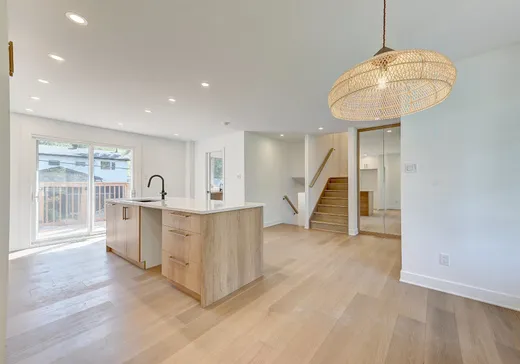 Maison à vendre - 43 Av. Georges, Candiac, J5R 3W5
