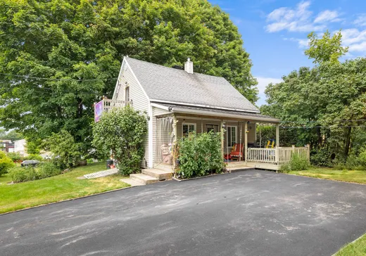 Bungalow à vendre - 8 Av. Gagnon N., St-Raphael-de-Bellechasse, G0R4C0