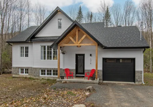 House for sale - 1316 Rue Victor-Richer, Sainte-Adèle, J8B 2V7