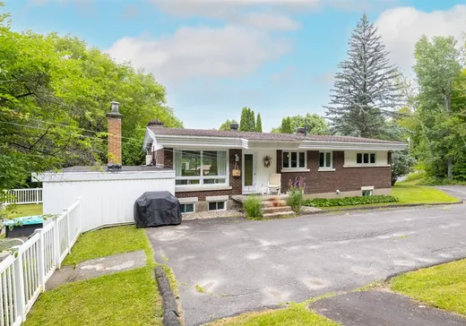 House for sale - 322 Rue Girouard, Waterloo, J0E 2N0
