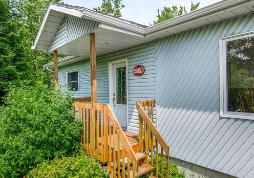 Maison à vendre - 2915 Ch. St-Léon, Lac-Mégantic, G0Y 1E1
