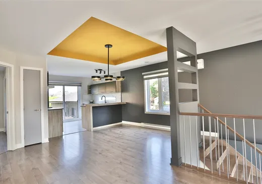 House for sale - 352 Rue Principale, L'Ange-Gardien, J0E 1E0