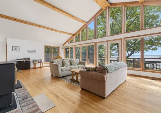 Maison à vendre - 75 Ch. Tierney S., Gracefield, J0X 1W0