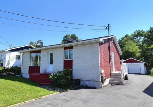 Two or more stories for sale - 75 Rue Lauzon, Val-d'Or, J9P4N1