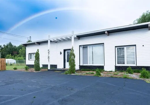 Maison à vendre - 5781 Av. du Tour-du-Lac, Shawinigan, G0X 1L0