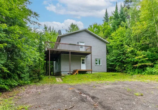 Two or more stories for sale - 545 Rue Langlois, Saint-Calixte, J0K1Z0