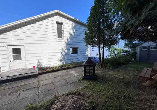 Maison à vendre - 33 Rue Laval, Rivière-du-Loup, G5R 1V5
