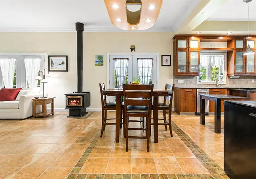 Maison à vendre - 1255 Rue des Pionniers, Lachute, J0V 1X0