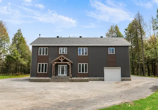 Maison à vendre - 561 Rue Pelletier, Saint-Colomban, J5K 2M9