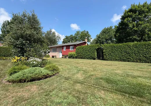 Maison à étages à vendre - 44 Rue des Geais-Bleus, Granby, J2H1X4