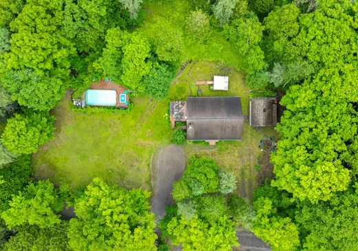 Maison à vendre - 10 Rue Sunnyview, Morin-Heights, J0R 1H0
