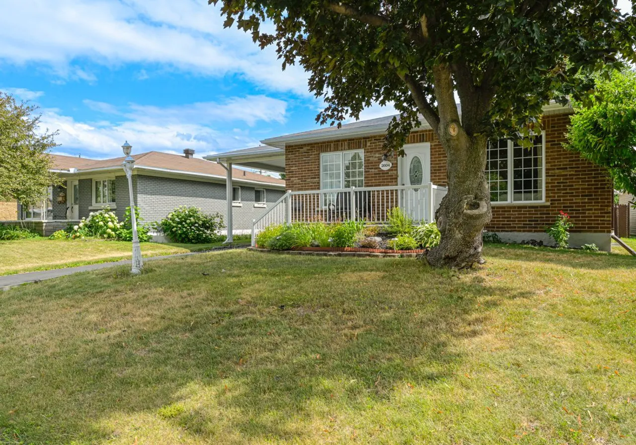 2604 Rue Mandeville — photo 3