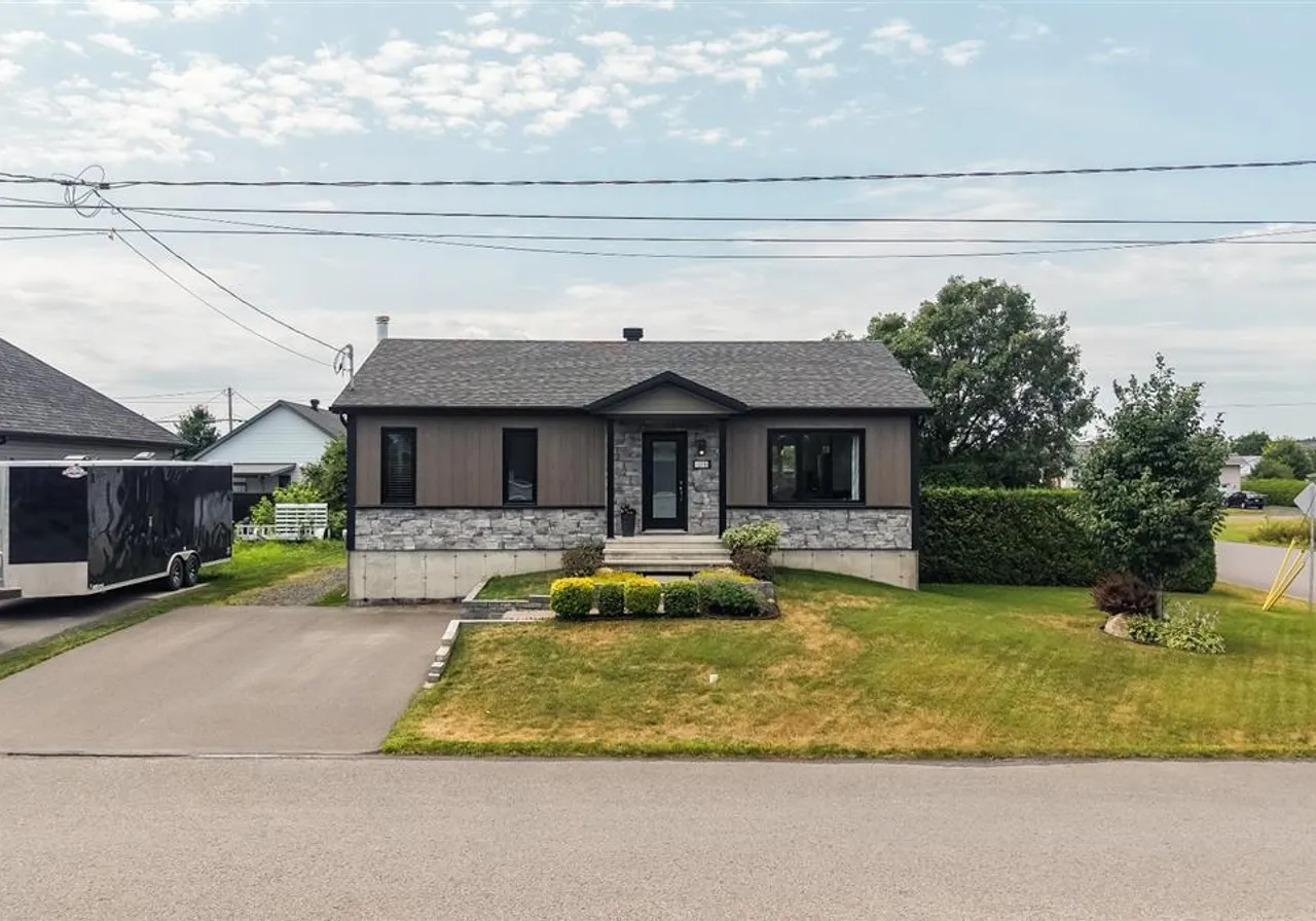 273 Rue Mitchell — photo 1