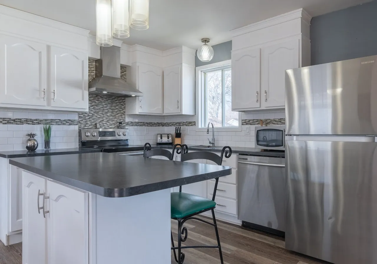 3400 Rue des Épinettes — photo 3