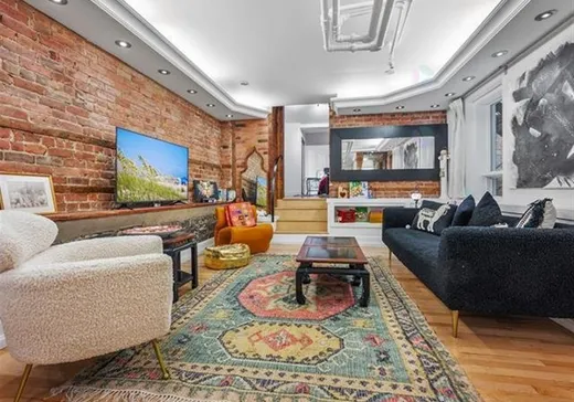 Condo for sale - 3436 Rue St-Hubert, App. 2, Montreal (Plateau-Mont-Royal), H2L3Z7