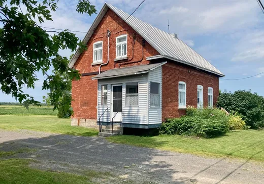 Un étage et demi à vendre - 12281Z Rg Giroux, Mirabel, J7N1L1